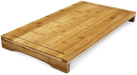 Relaxdays Schneidebrett Bambus HxBxT: ca. 4,5 x 52 x 29 cm großes und robustes Holzbrett Küchenbrett mit Saftrinne Schneidunterlage aus Holz zum Tranchieren als Servierbrett und Herdabdeckung, natur